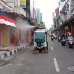 Cegah Penularan Covid-19, Pemkot Denpasar Lakukan Penyemprotan Rutin di Jalan Gajah Mada