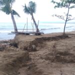 Pesisir Pantai Kuta Diterjang Abrasi, Sampah Kiriman Terus Membludak