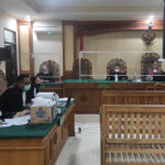 sidang koriupsi sesajen