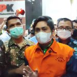 Bupati Tanah Bumbu periode 2010-2015 dan 2016-2018, Mardani H Maming, mengaku sempat berziarah ke makam Wali Songo saat sudah masuk DPO