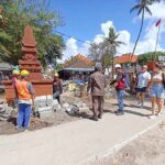 Suasana pengerjaan penataan kawasan Pantai Sanur beberapa waktu.