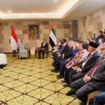 Presiden Joko Widodo bertemu dengan Presiden Persatuan Emirat Arab (PEA) Sheikh Mohammed bin Zayed Al Nahyan (MBZ) di sela-sela acara B20 Summit di Bali Nusa Dua Convention Center (BNDCC), Kabupaten Badung, Senin, 14 November 2022.