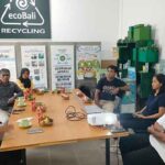 Rombongan J2PS mendengar pemaparan dari pengelola Eco Bali.