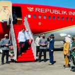 Presiden Jokowi dan Ibu Iriana tiba di Pangkalan TNI AU Iswahjudi, Kabupaten Magetan, pada Selasa (20/12/2022).