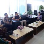 Wakil Bupati Jembrana, I Gede Ngurah Patriana Krisna didampingi Kalaksa BPBD Jembrana menyambangi Kantor BNPB di Jakarta, Jumat (3/3) yang diterima oleh Direktur Mitigasi Bencana, Taufik Kartiko.