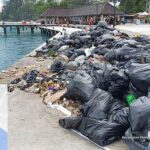 Penumpukan sampah yang diangkut Gili Care Air