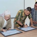 Penandatanganan Perjanjian Kerja Sama (PKS) antara PT Amartha Mikro Fintek (Amartha dengan Nobu Bank, Kamis (27/7/2023) di Kantor Nobu Bank Gajah Mada Tower, Jakarta Pusat. (Foto: Istimewa)