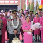 Pisah sambut Kapolda Bali dari pejabat lama Irjen Pol. Drs. Putu Jayan Danu Putra, S.H.,M.Si kepada pejabat baru Irjen Pol Ida Bagus Kade Putra Narendra S.I.K., M.Si di Mapolda Bali, Minggu (16/7/2023). (Foto: Istimewa)