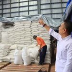 Wabup Jembrana Pantau Gudang Bulog Penyaringan Tanggapi Kenaikan Harga Beras