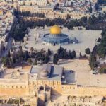 Polisi Israel Tutup Masjid Al Aqsa