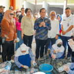 Menteri Lingkungan Hidup Sambangi Jakarta Recycling Center